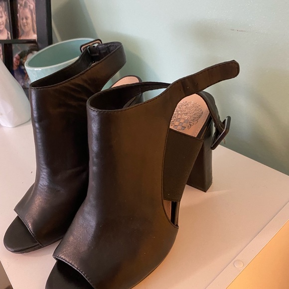 VINCE CAMUTO MULE - Picture 6 of 6